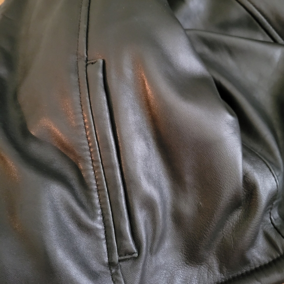 REVERSABLE KENNETH COLE NEW YORK LEATHER/LEOPARD JACKET - Picture 8 of 11